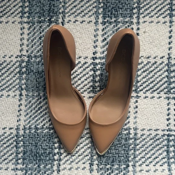 BCBGeneration Tan Pointed Toe Heels - Picture 2 of 5